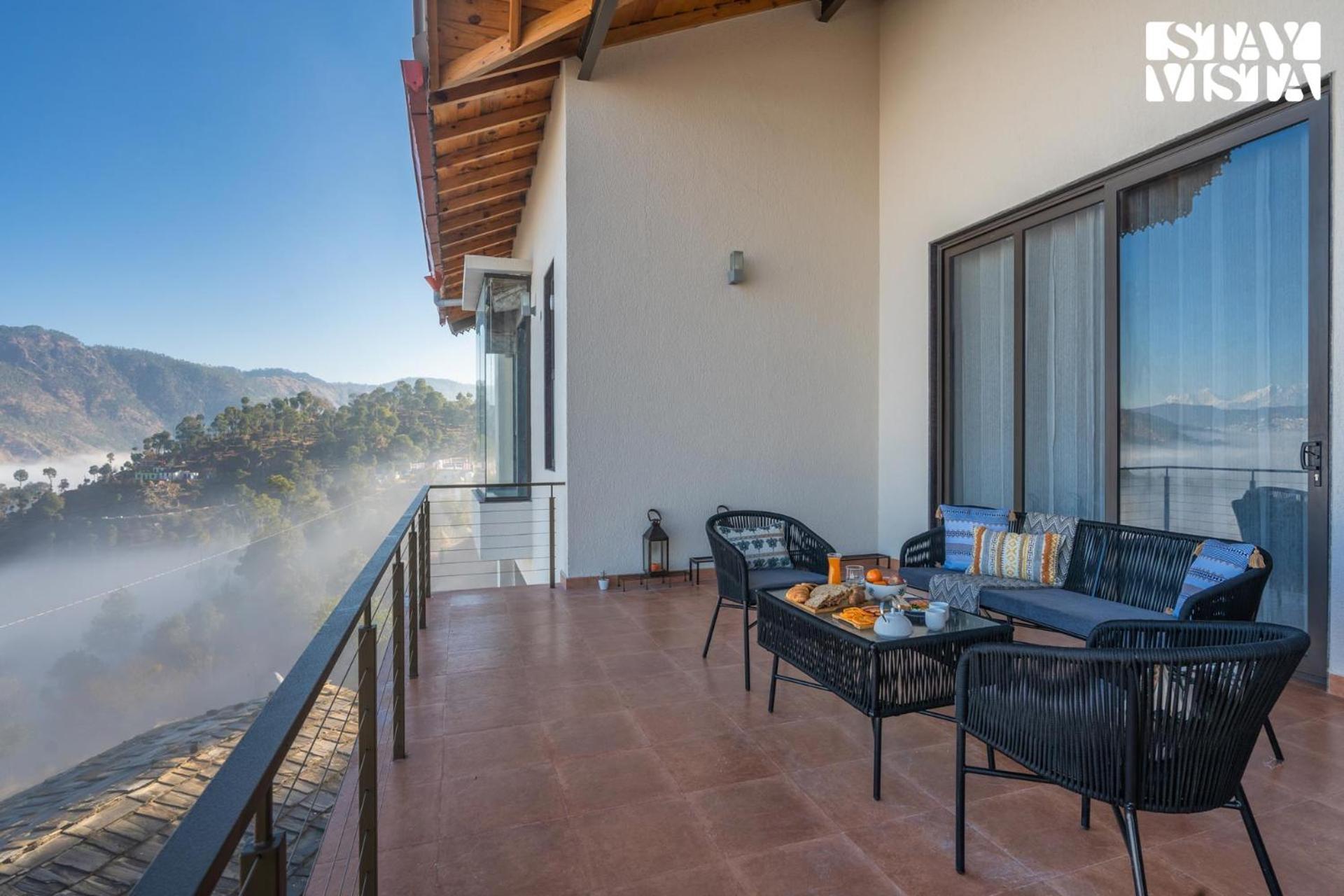 Stayvista At Amulyam Villa With Lawn & Bonfire Mukteshwar Eksteriør bilde