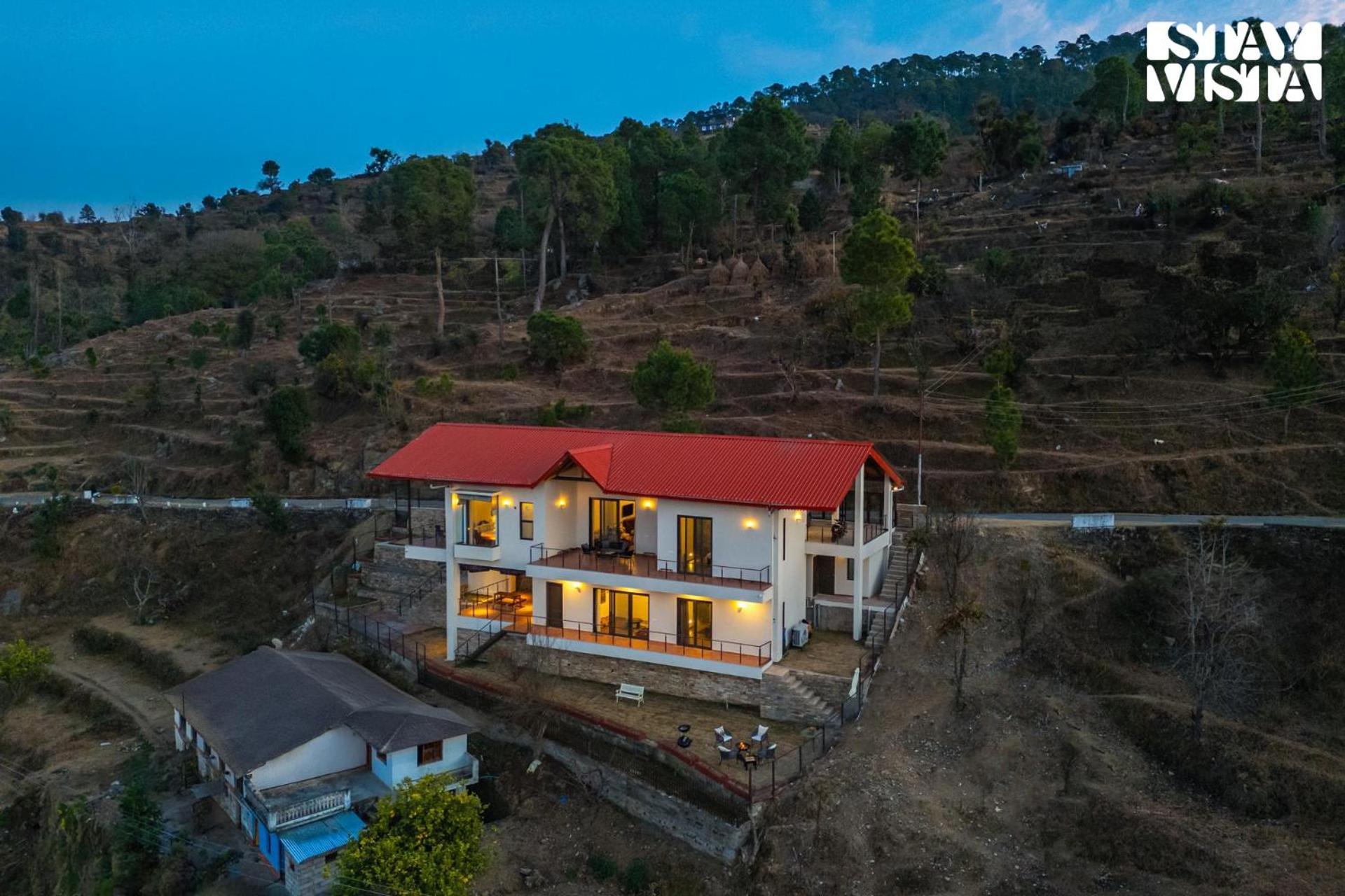 Stayvista At Amulyam Villa With Lawn & Bonfire Mukteshwar Eksteriør bilde